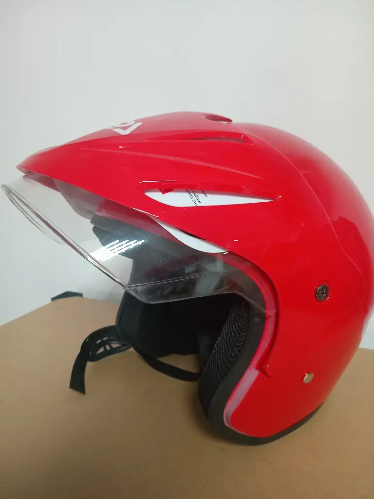 CASCO DE MOTO ROJO TALLA M CON LOGO GPA (TM-18034-M)