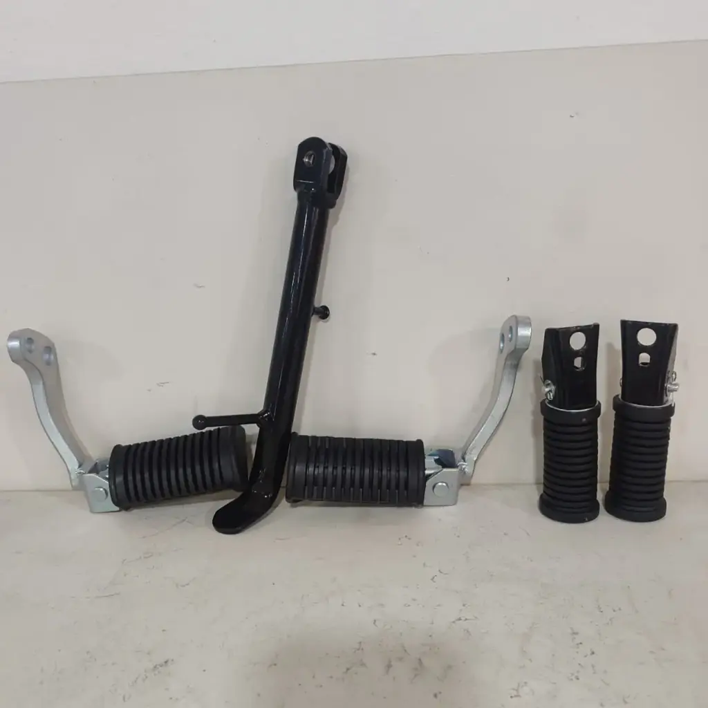 KIT JUEGO DE POSA PIE VIKING-GN 125F (83321)
